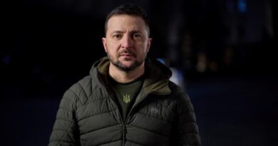 زيلينسكي: نحتاج لمزيد من الدعم الغربي لأن روسيا تحشد لتصعيد جديد