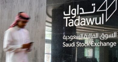 سوق السعودية تغيّر مسارها وتغلق على استقرار