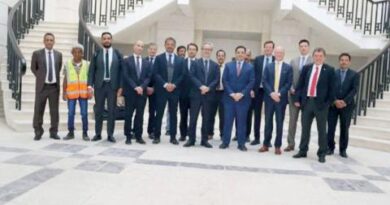 اليمن يحض البعثات الدبلوماسية الأجنبية على استئناف أعمالها في عدن
