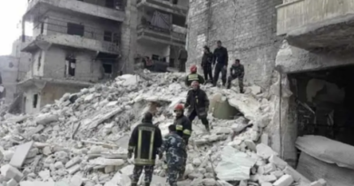 عشرات القتلى والمفقودين بانهيار مبنى في حلب