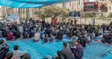 أسرى فلسطينيون يعتصمون في ساحات السجون احتجاجاً على إجراءات التضييق