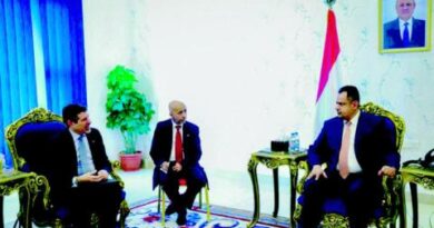 إشادة أميركية بجهود الحكومة اليمنية وتنديد رباعي بهجمات الحوثيين