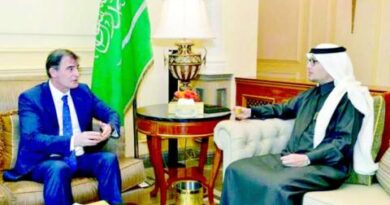 شروط تعافي لبنان بين بخاري ووفد «النقد الدولي»