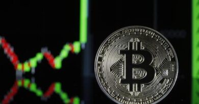 بيتكوين تتراجع بأسوأ وتيرة أسبوعية منذ أزمة FTX.. دون 20000 دولار