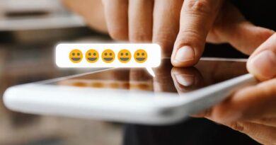 لن تصدق السبب.. لهذا يستعمل الناس الإيموجي المرحة!