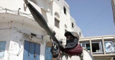 قرار حوثي بمصادرة فوائد الدين الداخلي وأموال المودعين في البنوك