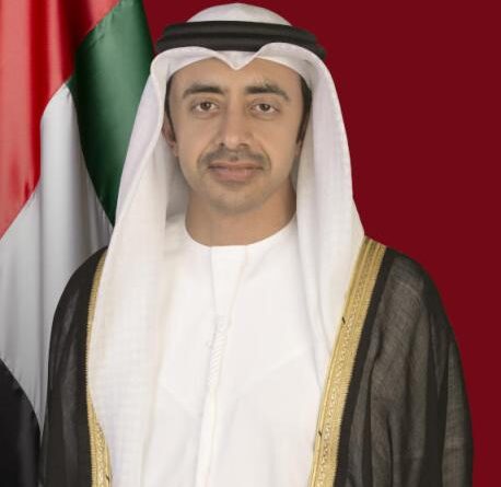 وزير الخارجية الإماراتي يدعو لوقف التصعيد بين الفلسطينيين والإسرائيليين
