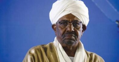 السودان: البشير نُقل إلى المستشفى قبل اندلاع القتال