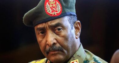 بعد تأجيل توقيع الاتفاق النهائي.. البرهان: عازمون على استكمال العملية السياسية