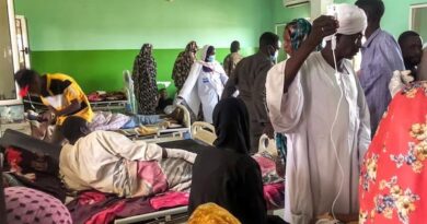 مصابون بالأروقة ورصاص طائش بأجساد الأطفال.. وضع كارثي بمستشفيات السودان