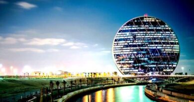 "الدار" الإماراتية توقف الاستثمارات الجديدة في مصر