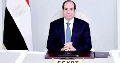 السيسي يطمئن المصريين: قادرون على عبور الأزمات