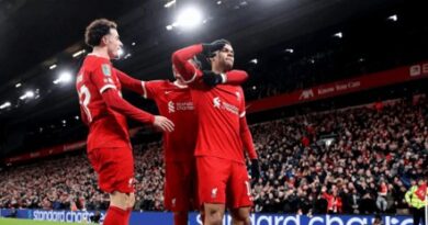 ليفربول ينتفض وينتصر 2-1 على فولهام بذهاب قبل نهائي كأس الرابطة