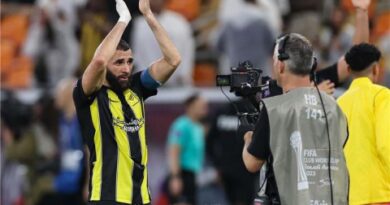 بنزيما ينهي جدل الرحيل في دبي