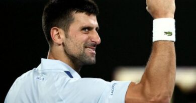 ديوكوفيتش يسحق مانارينو ويصعد لدور الثمانية في ملبورن