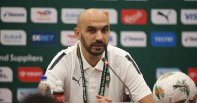 “كاف” يلغي عقوبة إيقاف الركراكي مدرب المغرب