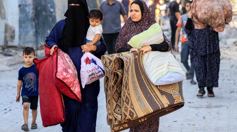 الأمم المتحدة ترفض محاولات التغيير الديمغرافي وتحذر من ترحيل قسري بغزة