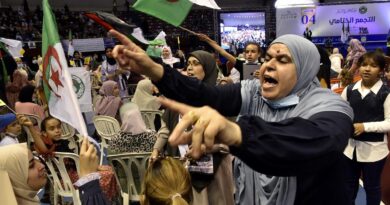استفاقة سياسية للأحزاب الجزائرية قبل الانتخابات الرئاسية