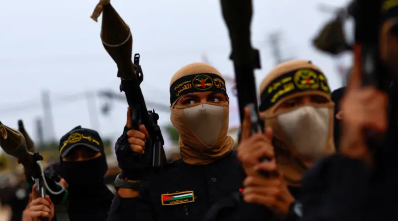 إسرائيل تطارد "القيادي الشبح" الناجي من انفجارات دمشق