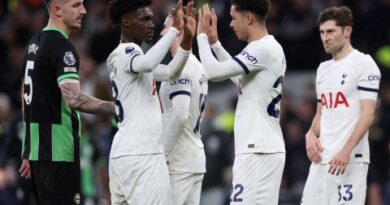 توتنهام ينتزع فوزا 2-1 على برايتون ليرتقي للمركز الرابع بالدوري الإنجليزي