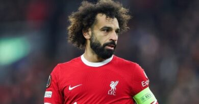 “تم توقيع العقود”.. ميدو يفجر مفاجأة مدوية بشأن انتقال محمد صلاح للدوري السعودي