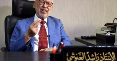 الغنوشي ينفذ إضرابا عن الطعام داخل السجن