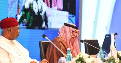 الرياض تنفي عقد لقاء بين وزير التجارة السعودي ومسؤول إسرائيلي