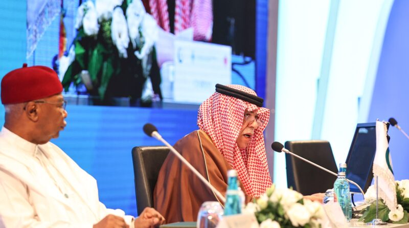 الرياض تنفي عقد لقاء بين وزير التجارة السعودي ومسؤول إسرائيلي