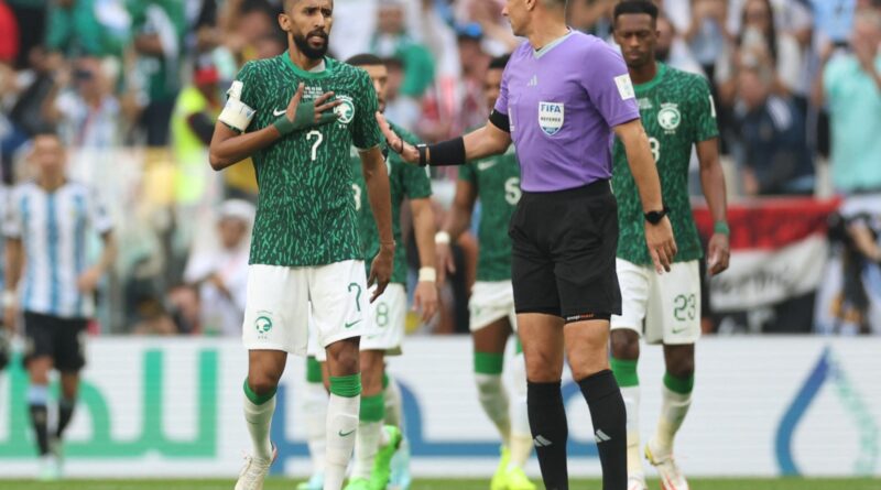 عقوبات بحق 6 لاعبين "متمردين" من المنتخب السعودي