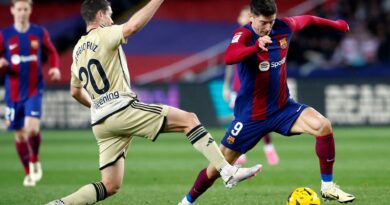 برشلونة يتعادل مع غرناطة بشق الأنفس وأتلتيكو مدريد يواصل مسلسل تراجعه