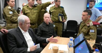 استطلاع بإسرائيل: الأغلبية ترى أن البقاء السياسي يدفع نتنياهو لإطالة أمد الحرب
