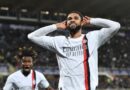 ميلان يهزم فيورنتينا 2-1 في ليلة عاطفية في فلورنسا