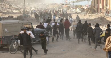 إسرائيل تستهدف مجددا حشدا يترقب المساعدات