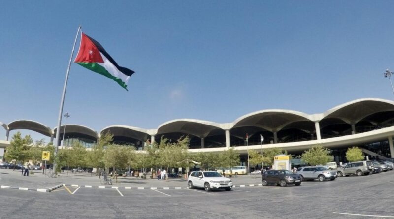 تمديد اتفاق تشغيل مطار الملكة علياء يجدد جدلا قديما في الأردن