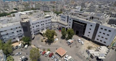 الاحتلال يهاجم مستشفى الشفاء ويقصف الرمال وتل الهوى
