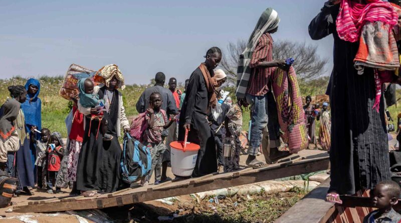 مسؤول أممي يحذر من انزلاق السودان لمزيد من الفوضى