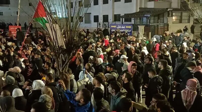 هل تقف إسرائيل وراء شيطنة الحراك الأردني الداعم لغزة؟