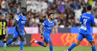 الهلال يكتسح الاتحاد ويتوج بلقب السوبر السعودي للمرة الرابعة في تاريخه